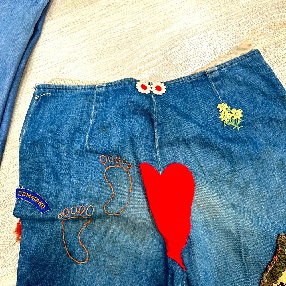 Bell Bottoms 70s Deadstock
Listing was made for the BUTTERFLY ones - Picture 8 of 13